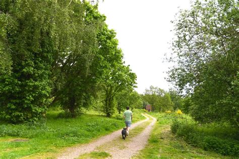 'Lovely' village with scenic walks, beer garden and family chippy.